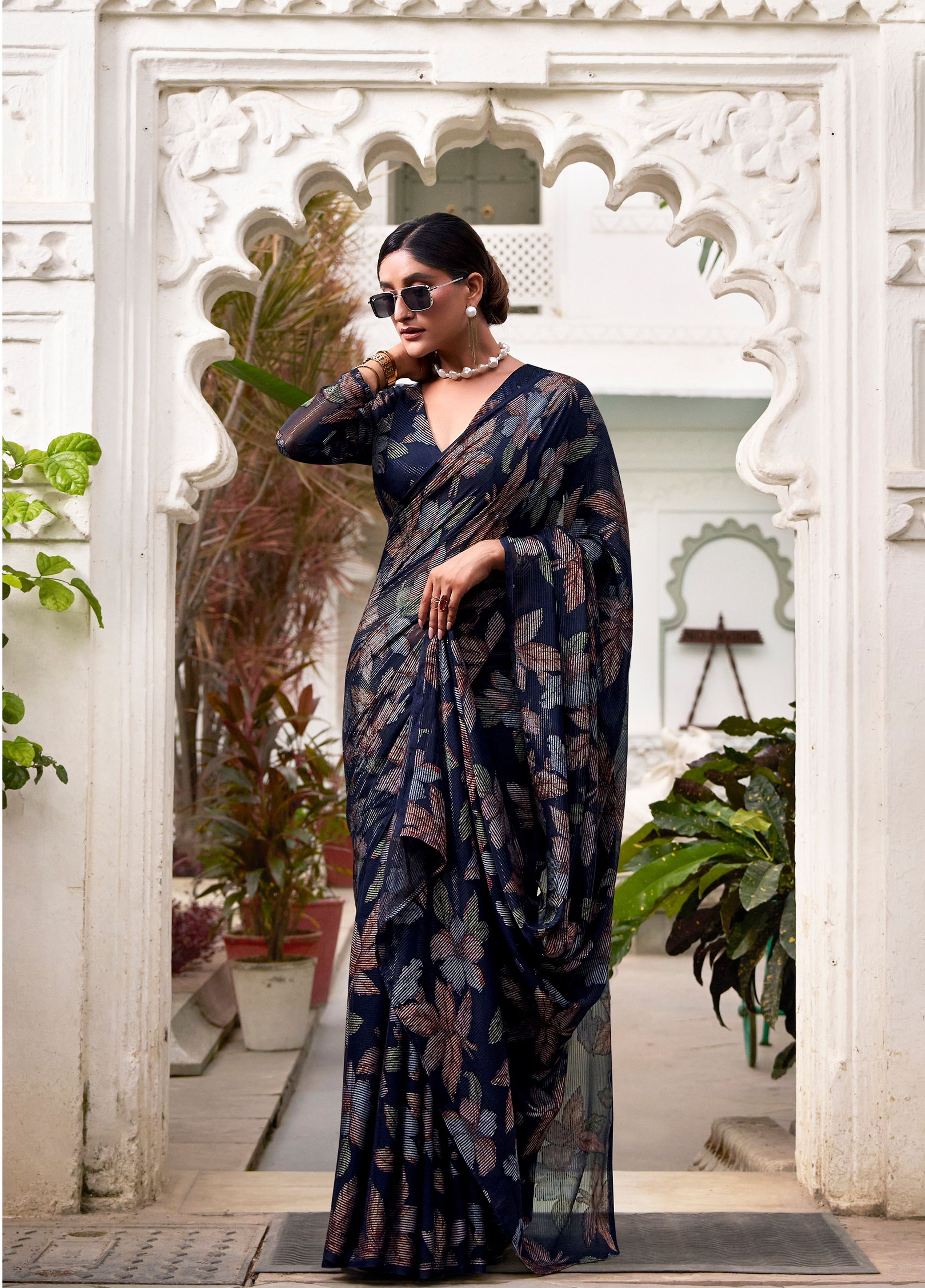 Floral Lurex Brasso Lightweight Designer Saree with Viscose Brasso Work