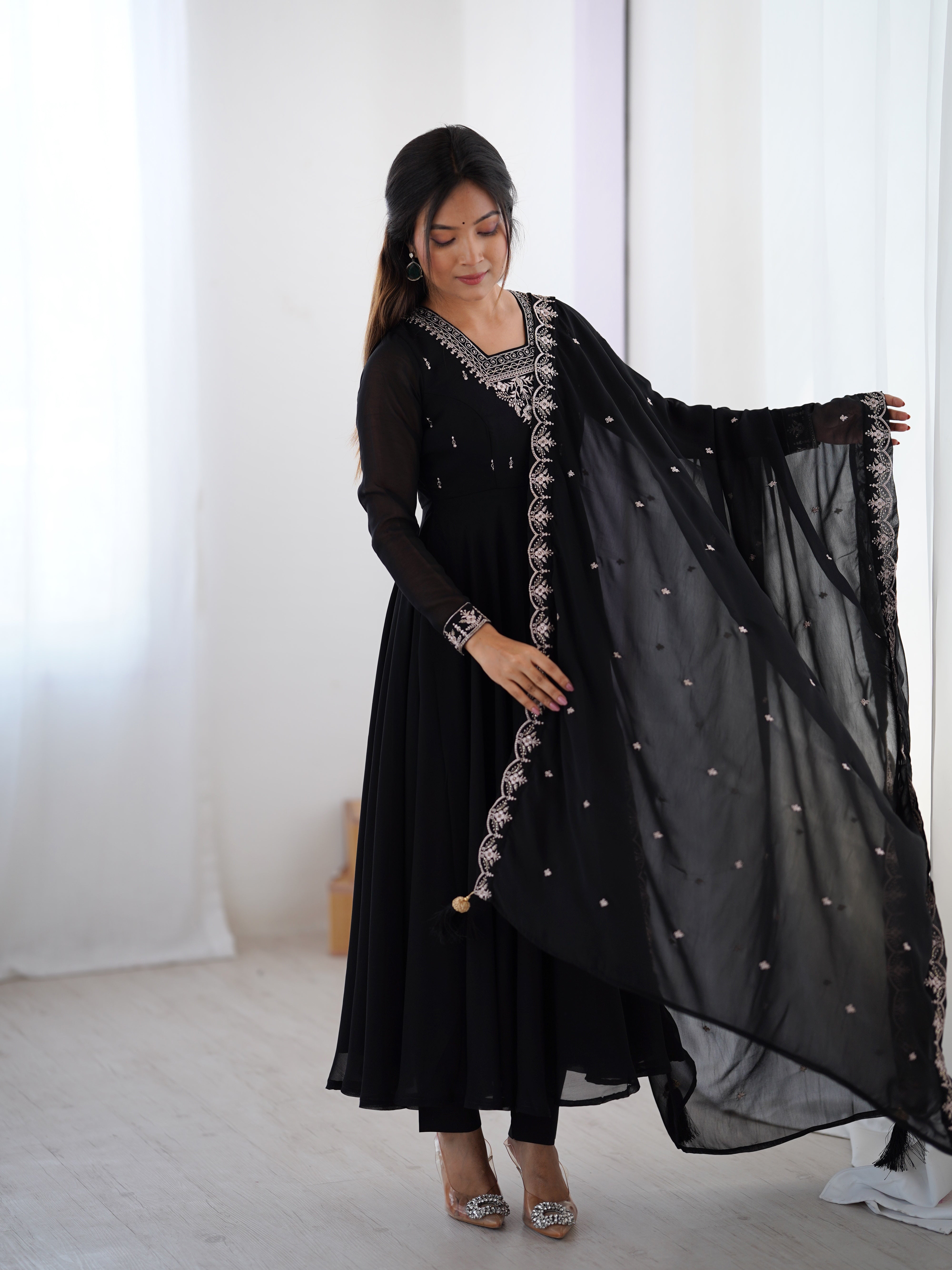 Pure Soft Black Fox Georgette Heavy Embroidery Fully Flared Anarkali Suit Set with Dupatta & Pant (Copy)
