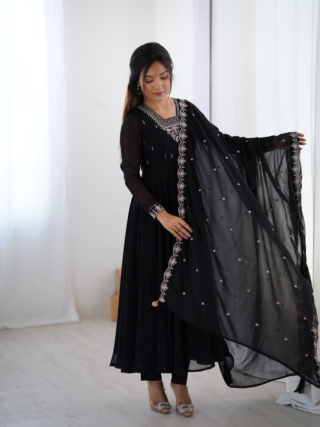 Pure Soft Black Fox Georgette Heavy Embroidery Fully Flared Anarkali Suit Set with Dupatta & Pant (Copy)