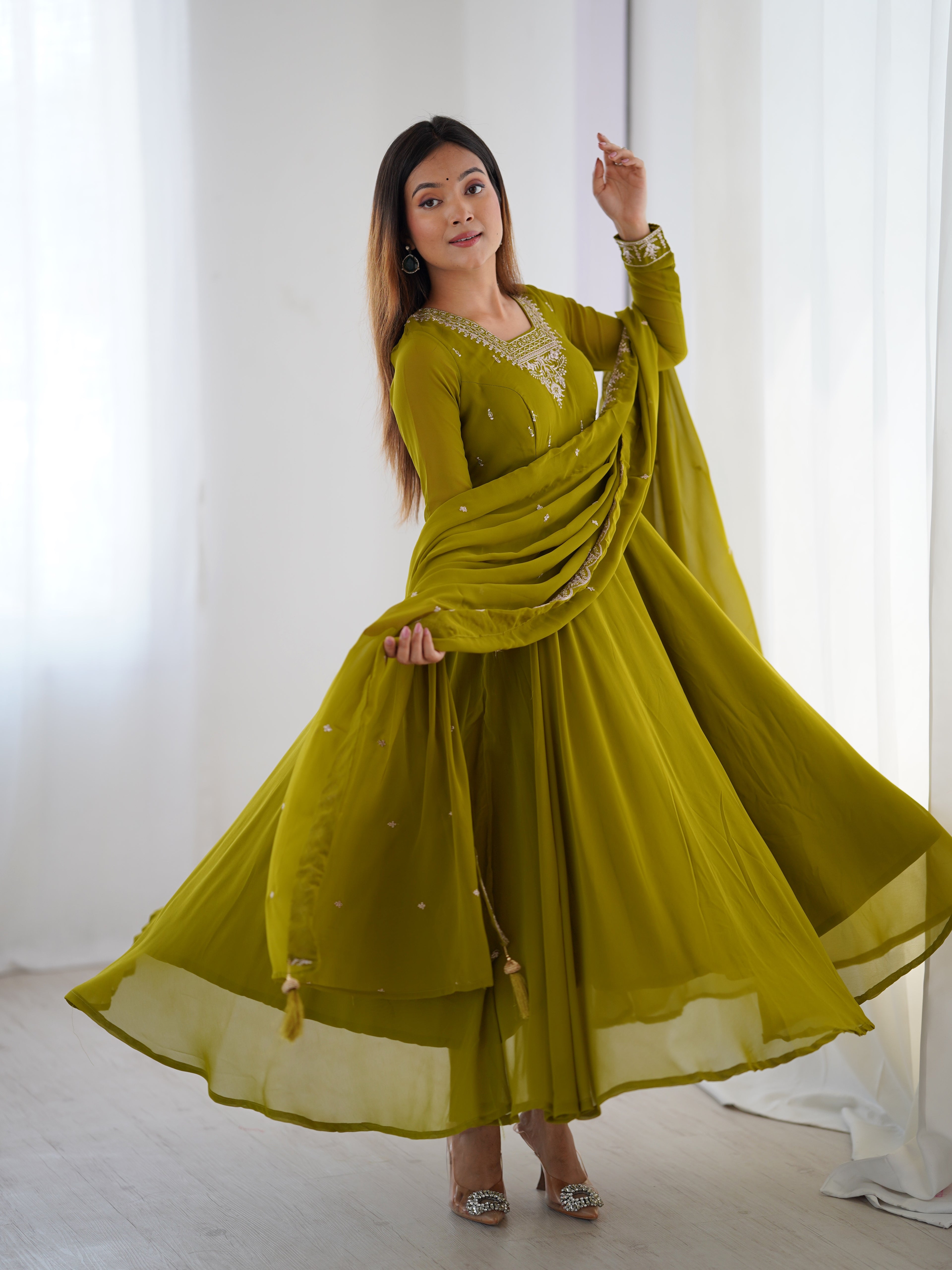 Pure Soft Mehndi Green Fox Georgette Heavy Embroidery Fully Flared Anarkali Suit Set with Dupatta & Pant (Copy) (Copy)