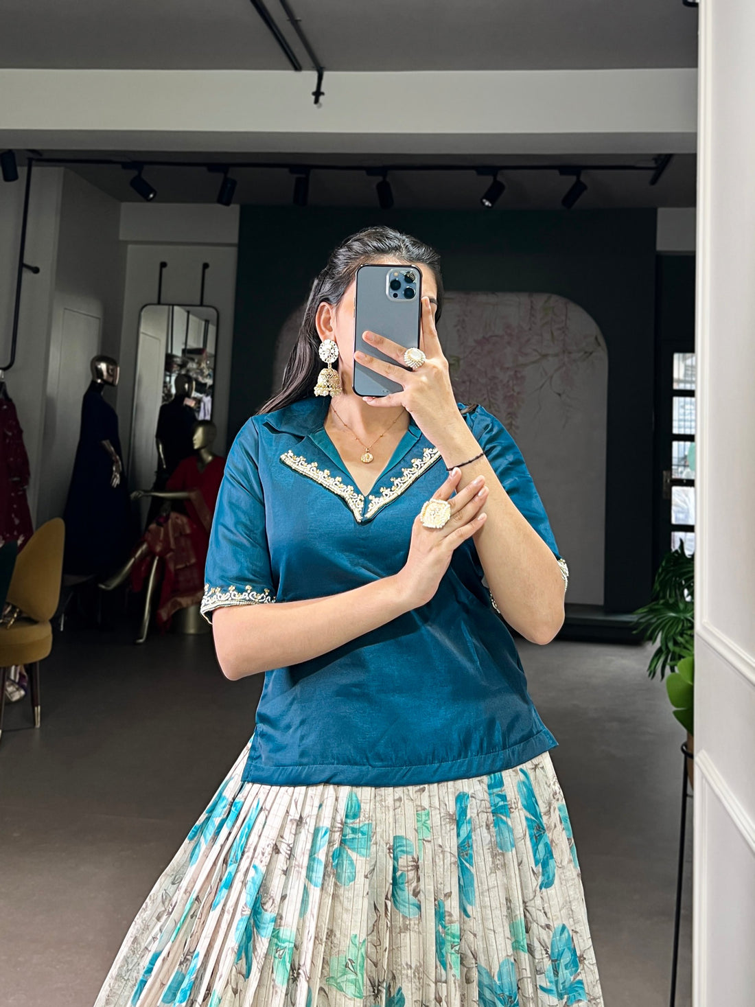 Dola Chex Floral Print Zari Weaving Lehenga with Handwork Banglory Blouse – Fully Stitched & Ready to Wear