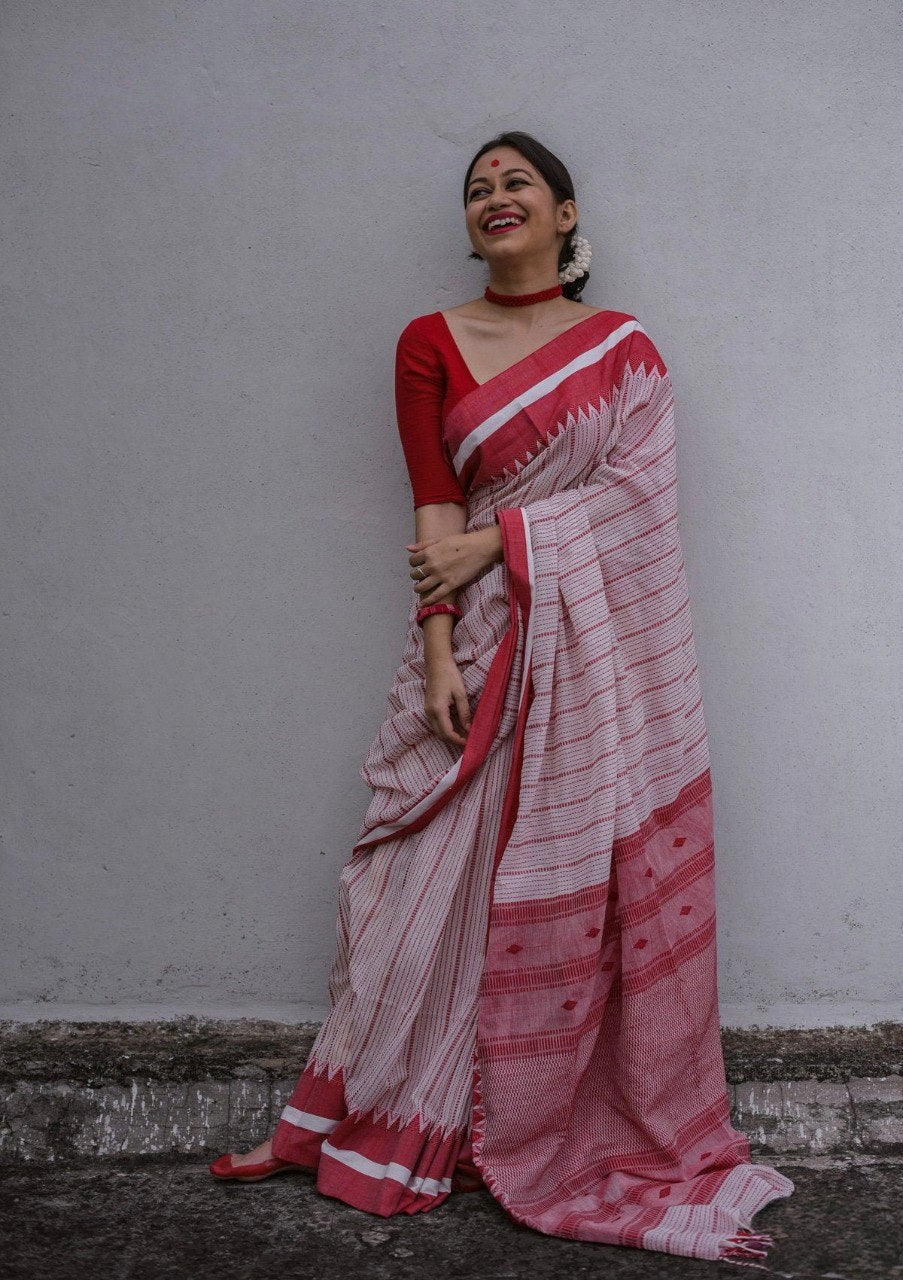 Banzaran Soft Linen Cotton Saree – High-Quality Digital Print & Handmade Border
