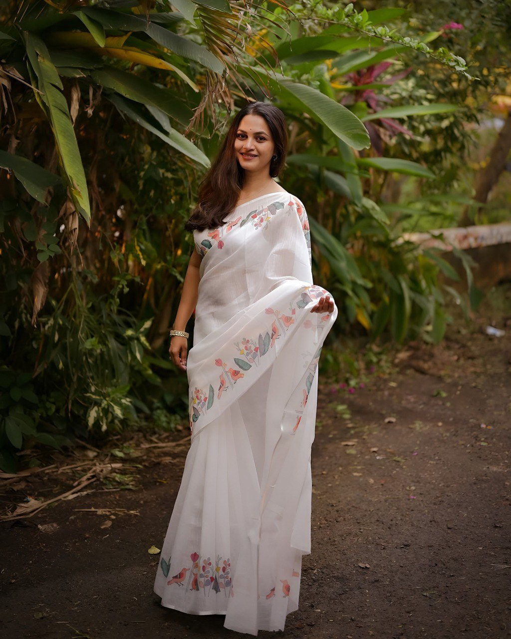 Pure Linen Cotton Digital Print  Saree | Soft Fabric, HD Print, Tassels