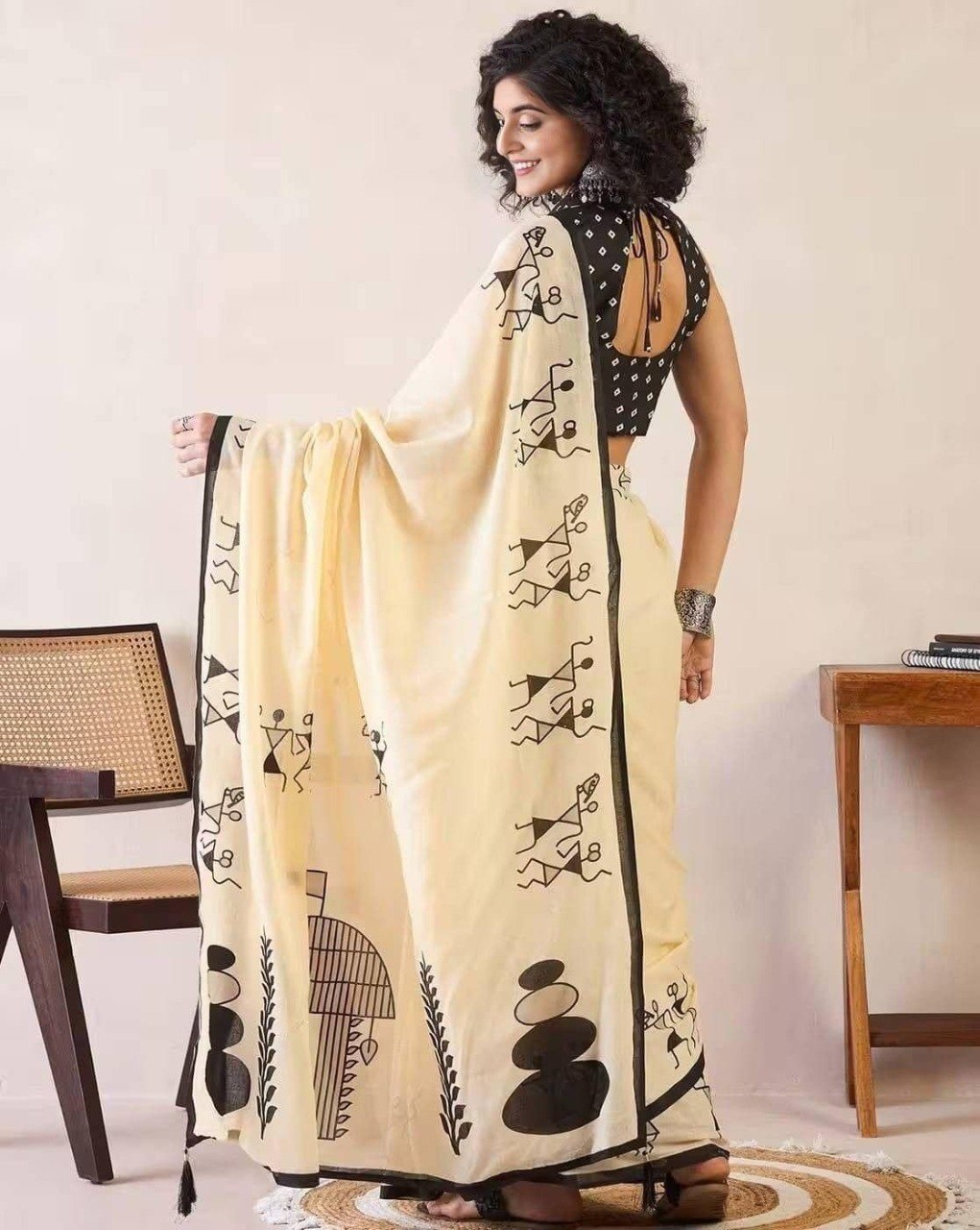 Beautiful Ultra HD Ink high quality Digital printing with wax finishing in saree