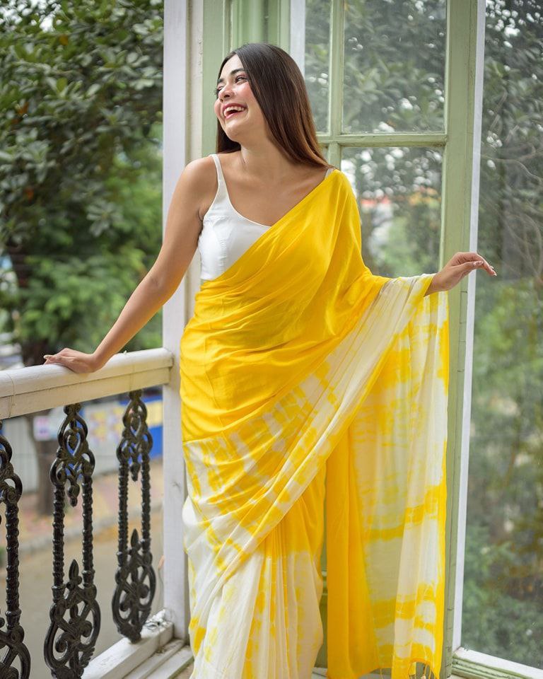 Banzaran Linen Cotton Saree with Ultra HD Digital Print & Handmade Zalar Detailing