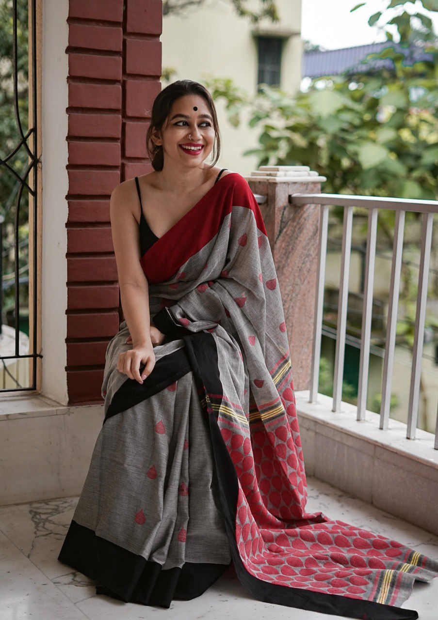Pure Linen Cotton Banzaran Saree with Ultra HD Digital Print & Handmade Zalar