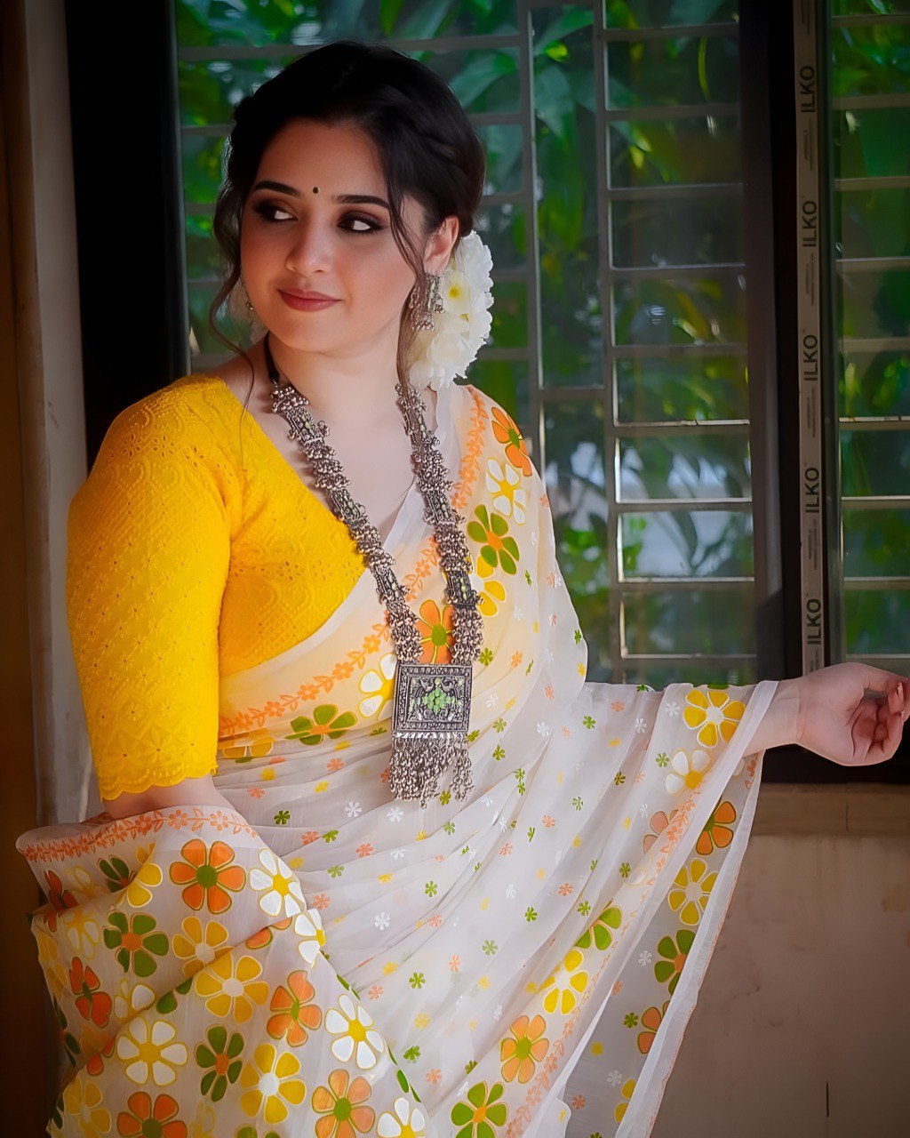 Beautiful Banzaran Pure Soft Georgette Digital Print Saree