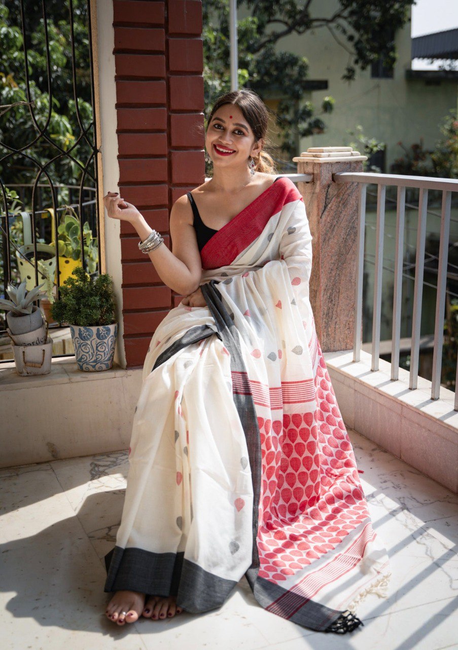 Banzaran Linen Cotton Digital Print Saree – Soft Blouse Included