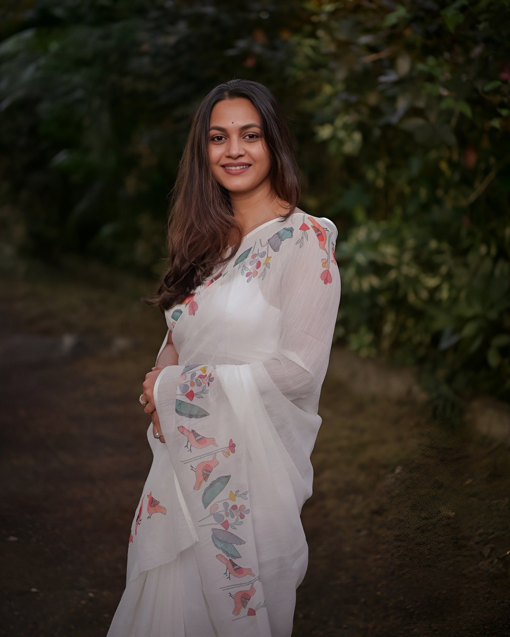 Pure Linen Cotton Digital Print  Saree | Soft Fabric, HD Print, Tassels