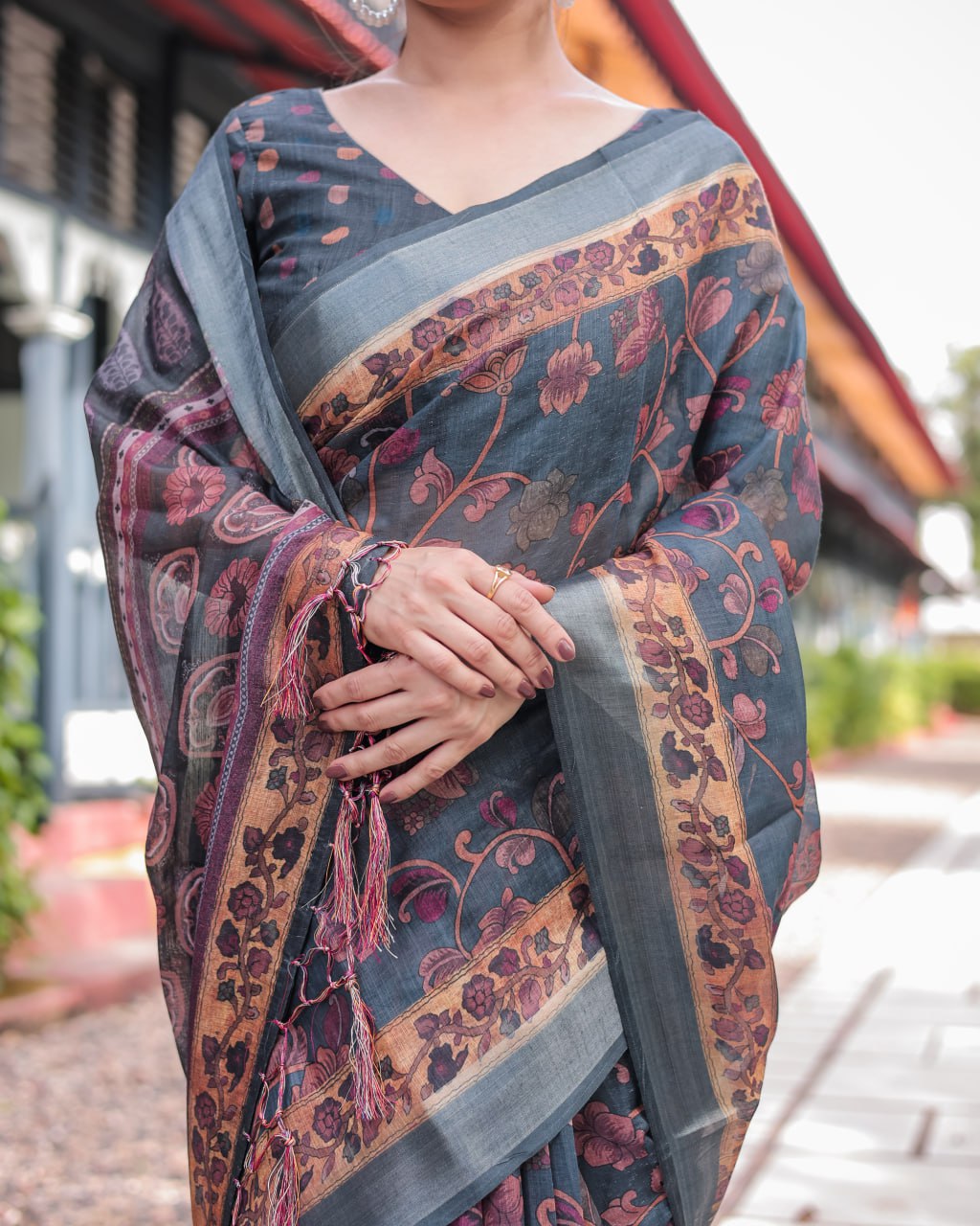 Elegant Charcoal Grey Floral Print Linen Cotton Saree