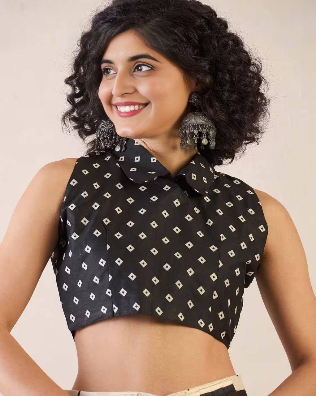 Beautiful Ultra HD Ink high quality Digital printing with wax finishing in saree