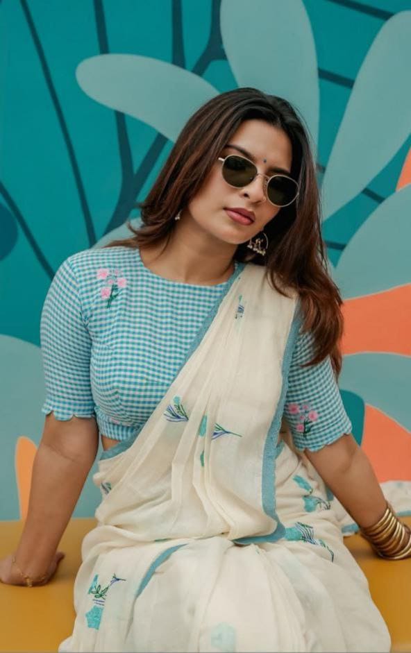 Soft Linen Cotton Saree with Premium Wax-Finish Digital Print & Zalar Edging