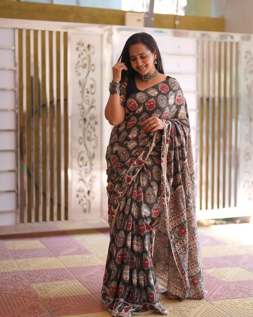 Pure Linen Cotton Banzaran Saree – Ultra HD Digital Print, Handmade Zalar, Soft Linen Blouse