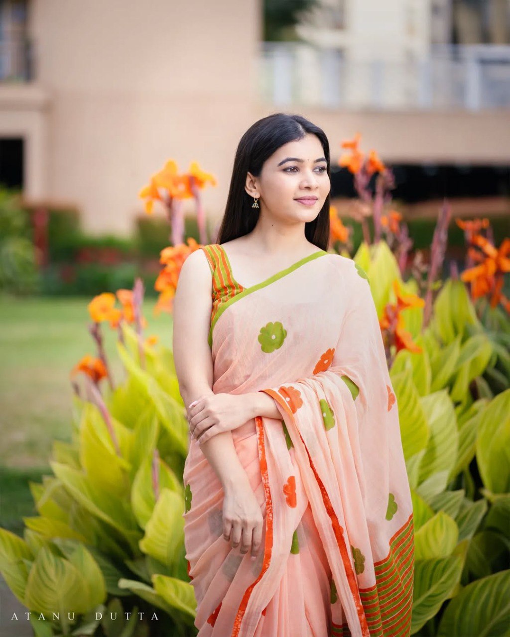 Beautiful Banzaran Ultra HD Ink high quality Digital printing with wax finishing in saree