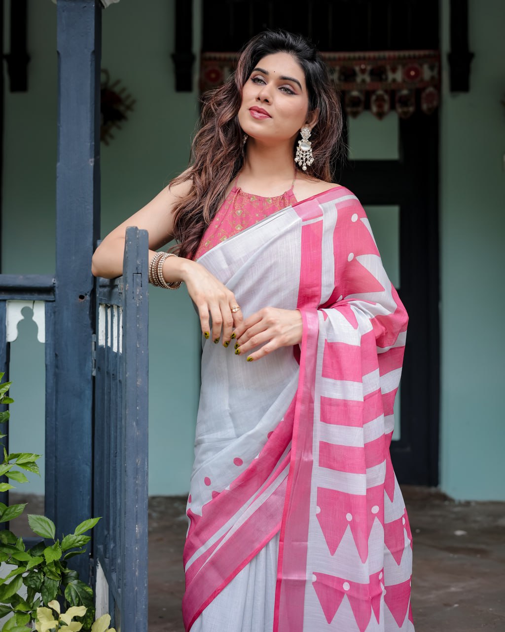 Contemporary White & Hot Pink Geometric Print Linen Cotton Saree