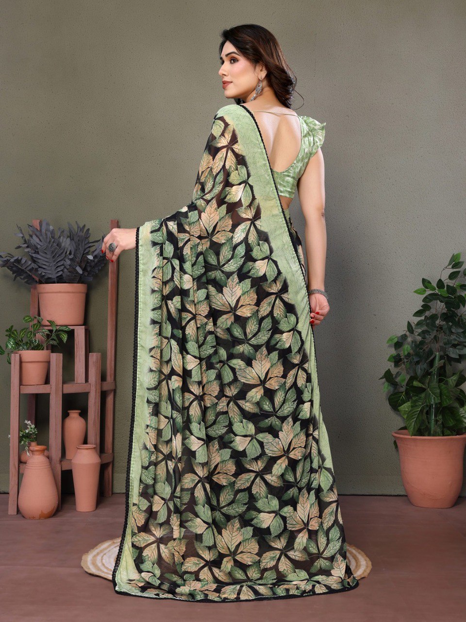 Chiffon Banzaran Floral Soft Chiffon Saree with Floral Mill Print & Elegant Lace Border
