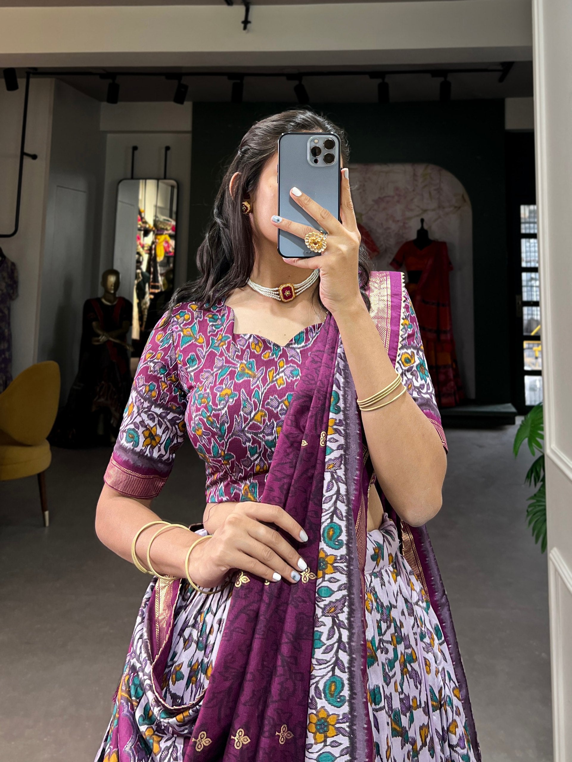 Contemporary yet classic, Be thecenter of attention with this Tussar silk Lehenga🍁.