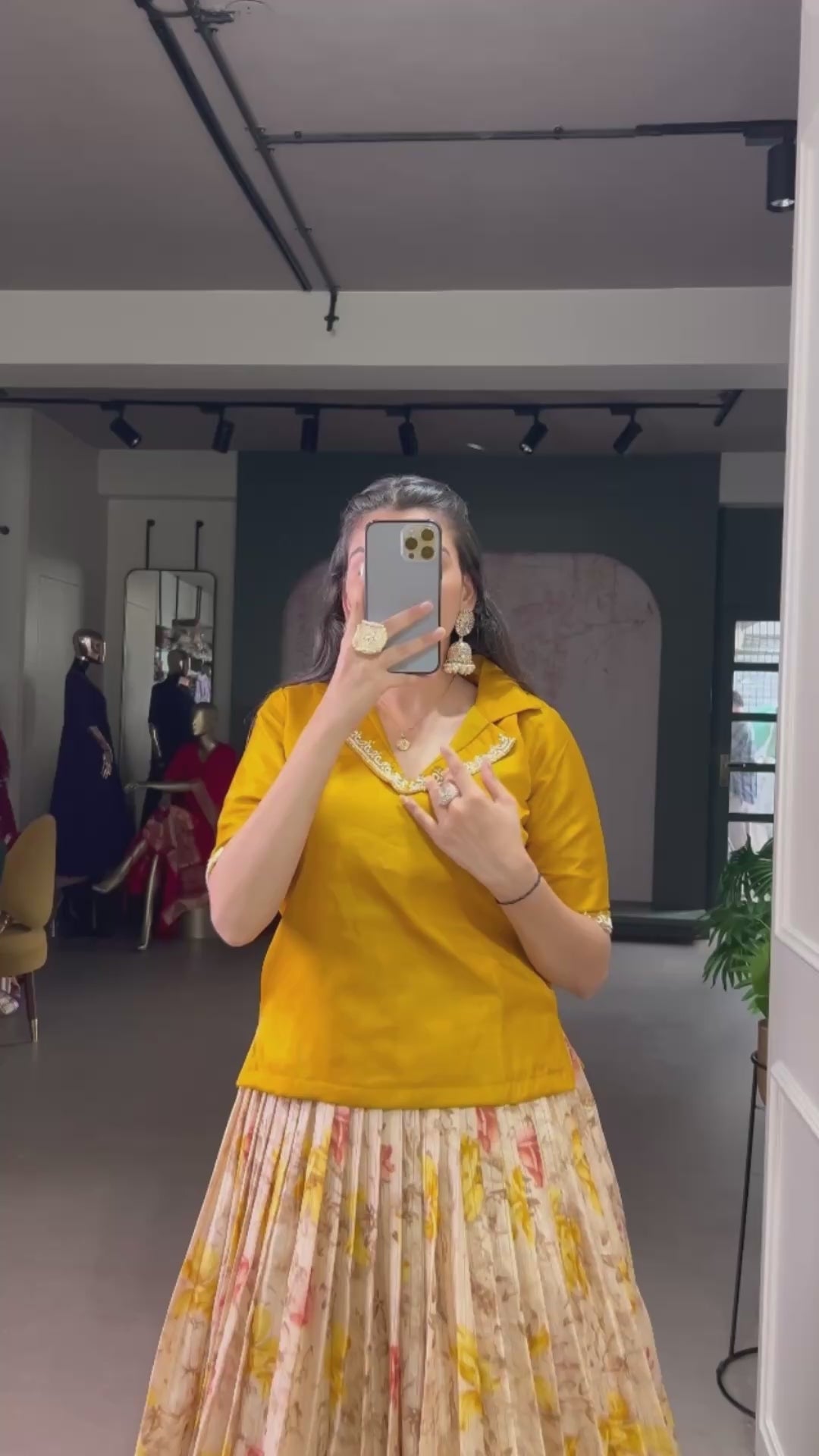 Dola Chex Floral Print Zari Weaving Lehenga with Handwork Banglory Blouse – Fully Stitched & Ready to Wear