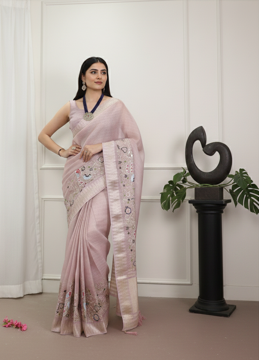 Elegant Party Wear Saree with Zari Border & Unstitched Blouse 3