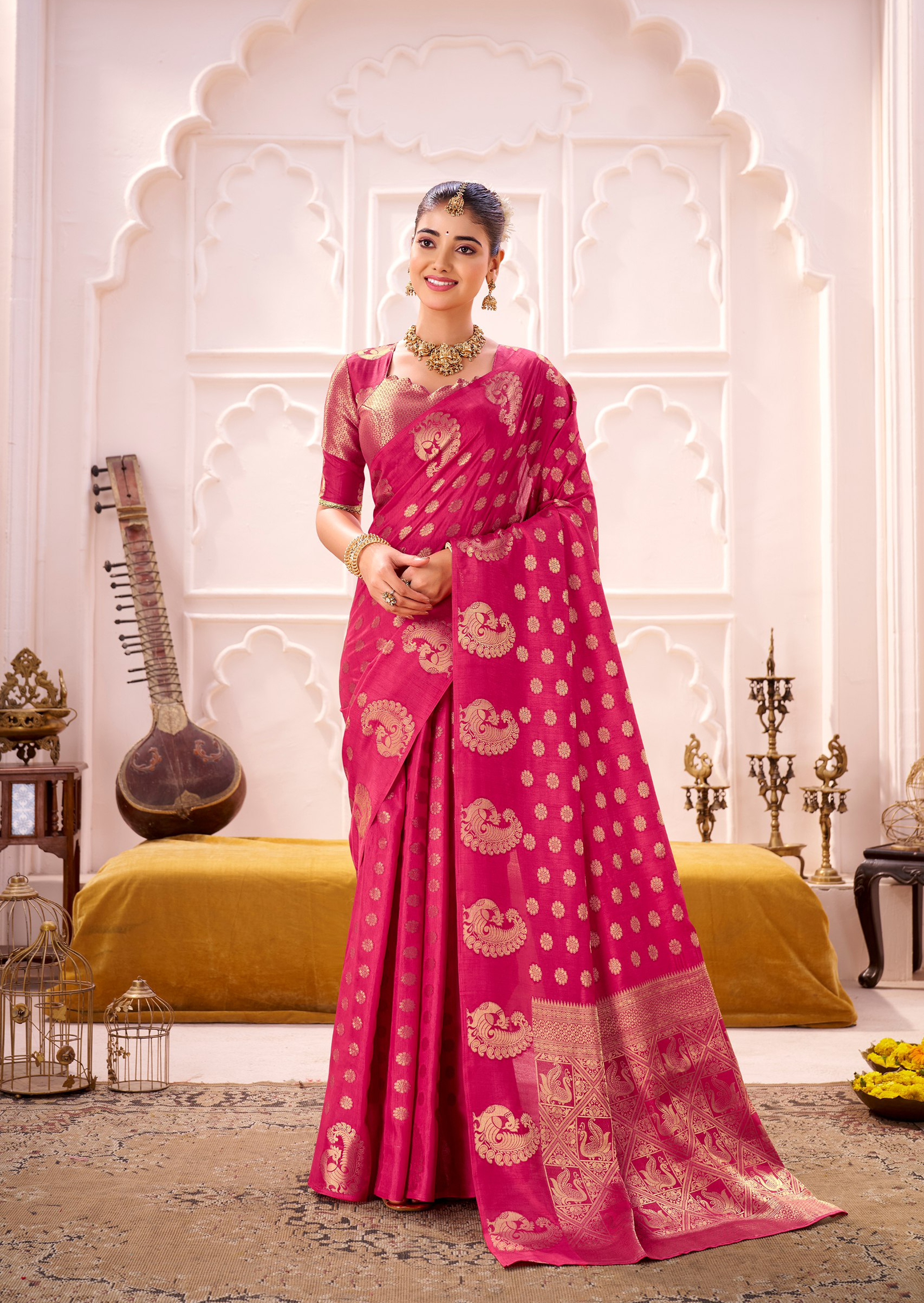 🌺 Banzaran Special Roop Silk Zari Woven Saree – Timeless Tradition & Sophistication