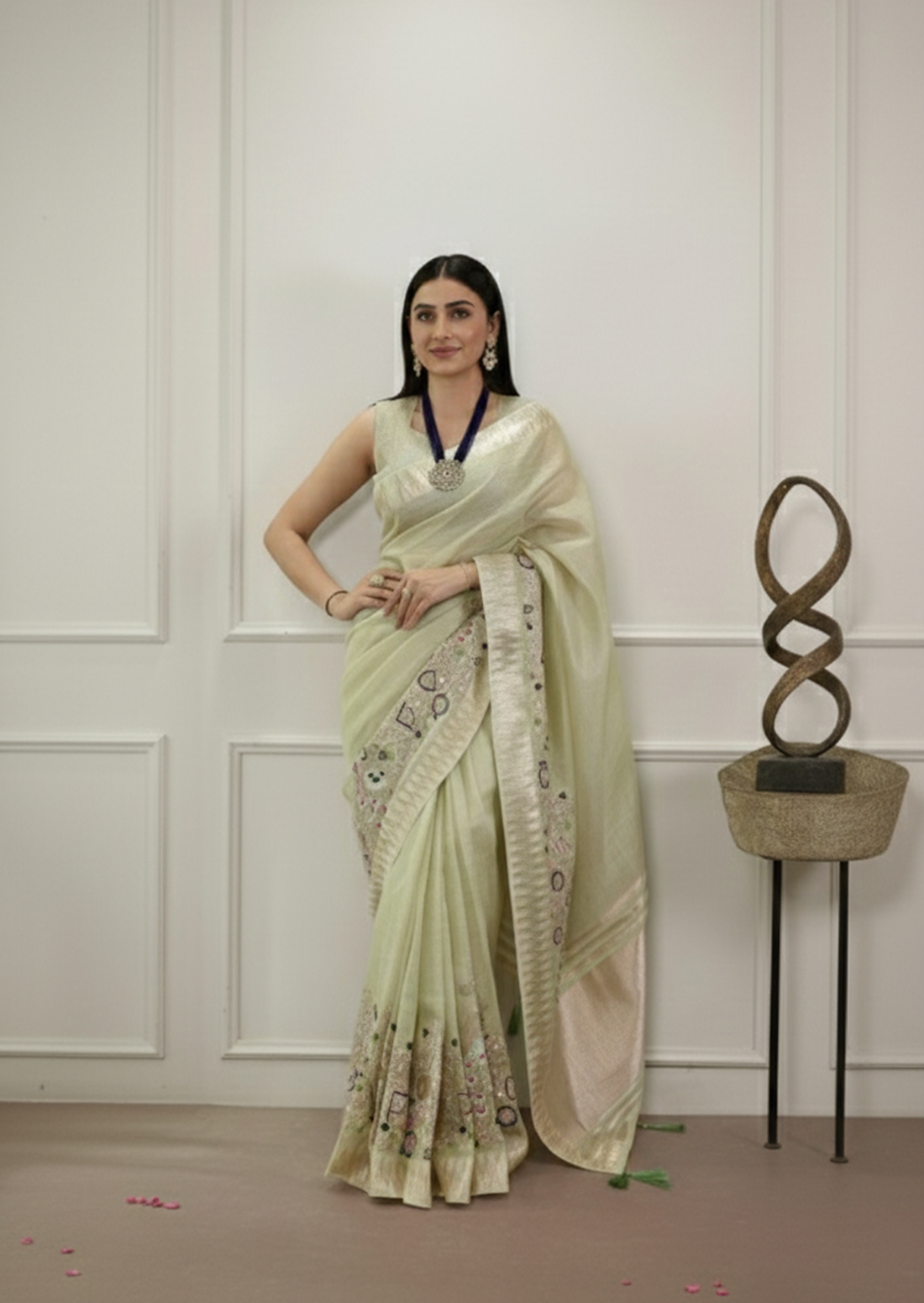 Elegant Party Wear Saree with Zari Border & Unstitched Blouse 5
