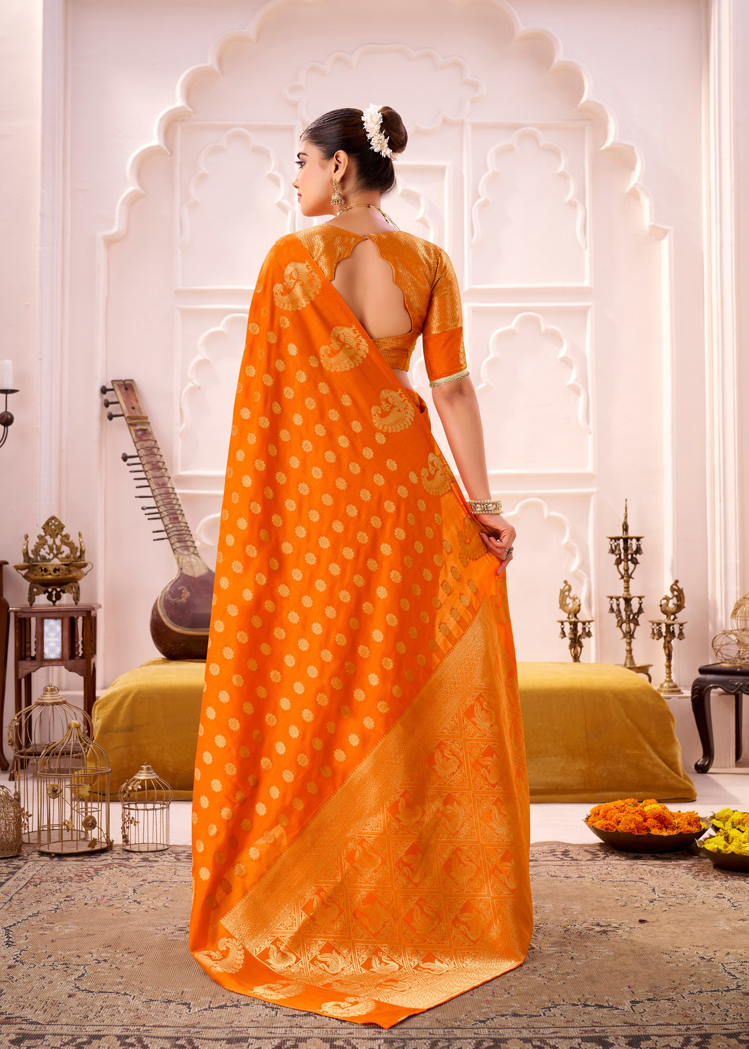 ✨Banzaran Special Premium Roop Silk Zari Woven Saree – Classic Elegance for Every Occasion